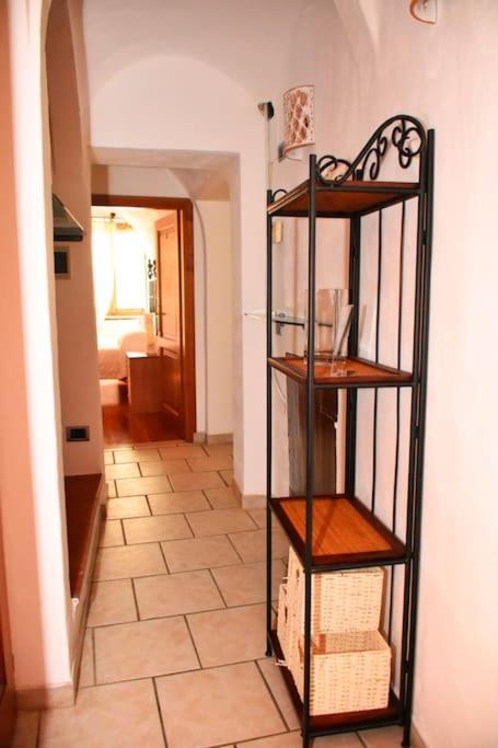 Casa Vacanze E Brevi Periodi Alla Porta Etrusca La Panchina Al Sole ヴォルテッラ エクステリア 写真