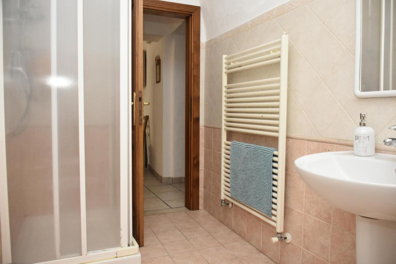 Casa Vacanze E Brevi Periodi Alla Porta Etrusca La Panchina Al Sole ヴォルテッラ エクステリア 写真
