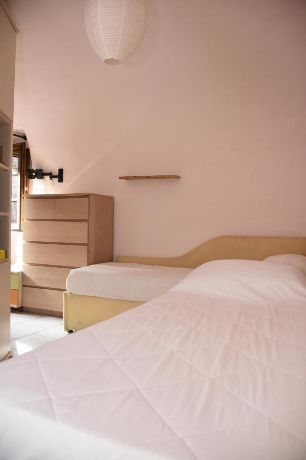 Casa Vacanze E Brevi Periodi Alla Porta Etrusca La Panchina Al Sole ヴォルテッラ エクステリア 写真
