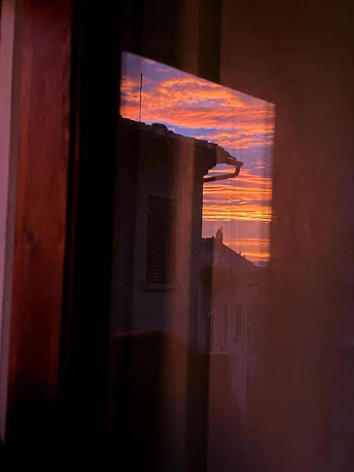 Casa Vacanze E Brevi Periodi Alla Porta Etrusca La Panchina Al Sole ヴォルテッラ エクステリア 写真